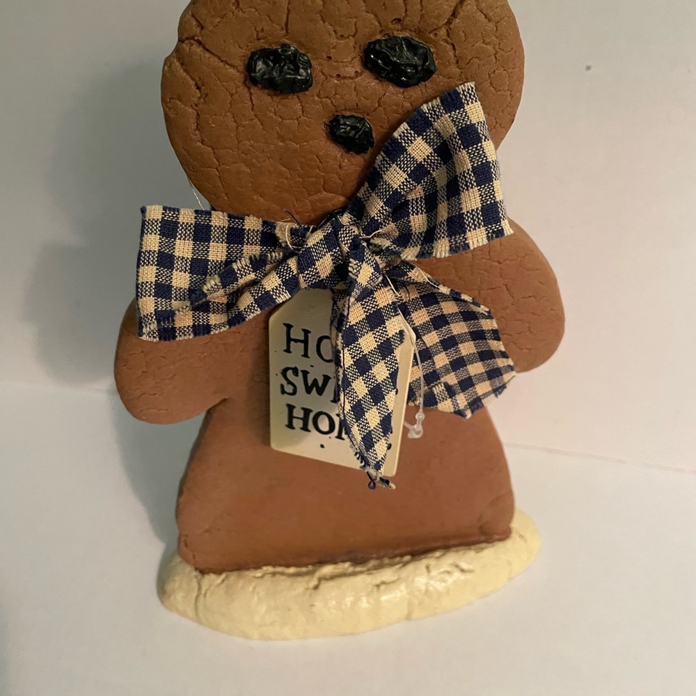 Gingerbread Figurine for Farmhouse/Cottage/Tabletop/Mantel/, “Home Sweet…